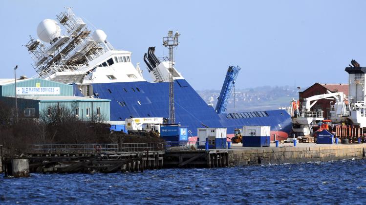 Un navire de 3.000 tonnes se renverse à cause de rafales de vent: l’équipage raconte ce moment «terrifiant» (vidéo)